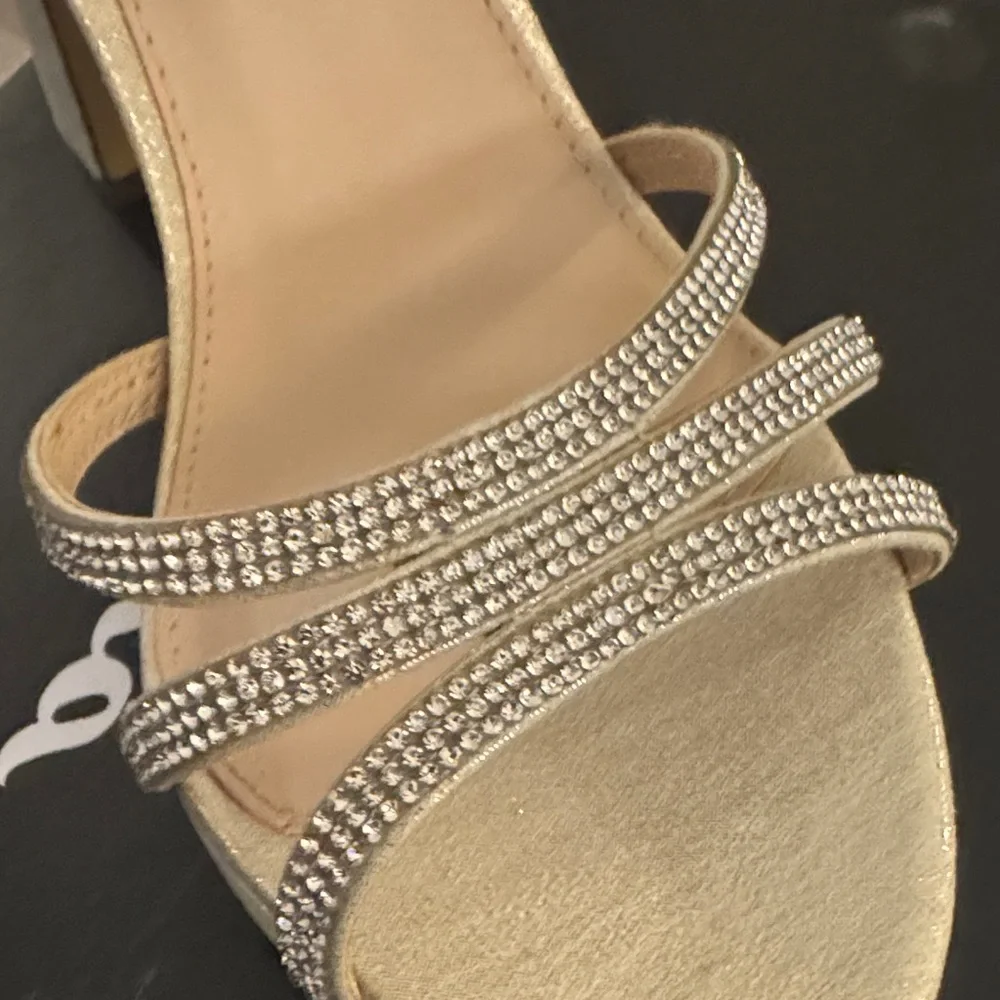 Nina🔥 Women's Saralyn Platform Block Heel Evening Sandals BRAND NEW IN BOX🔥
